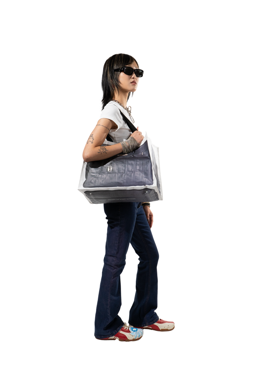 開発されすぎな街（ラスティックブラック）