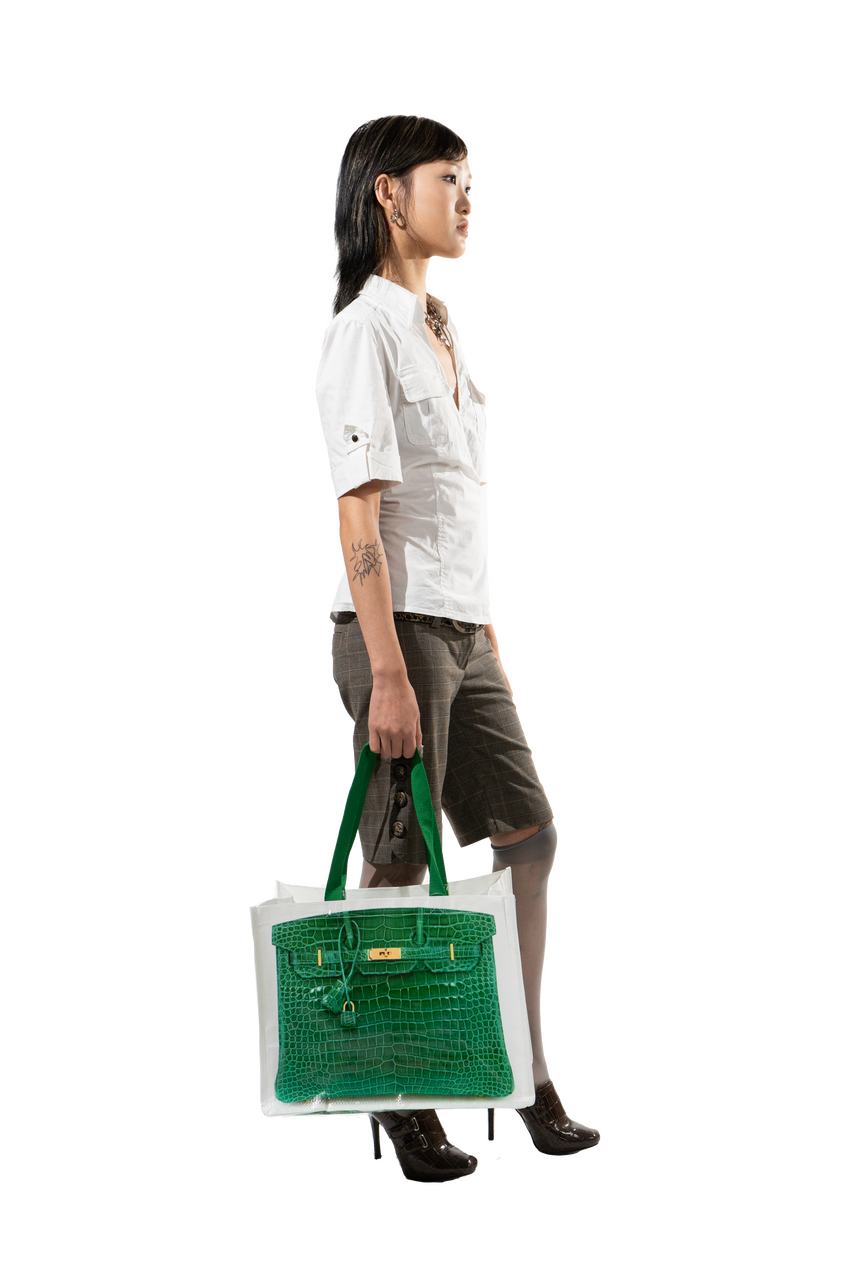 この辺の常連さん？（エメラルド）